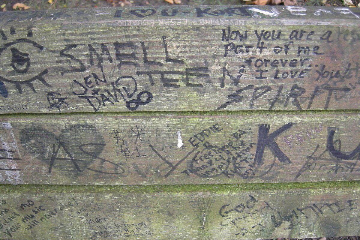 After Cobain’s death, a park bench near his home in Seattle became an unofficial memorial for grieving fans (credit: Joe Mabel)